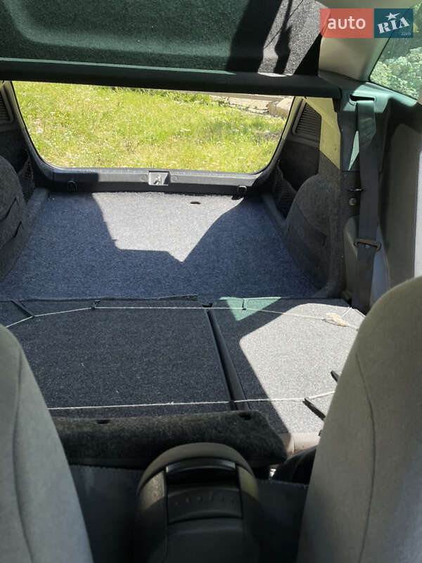 Хетчбек SEAT Ibiza 2011 в Чернівцях