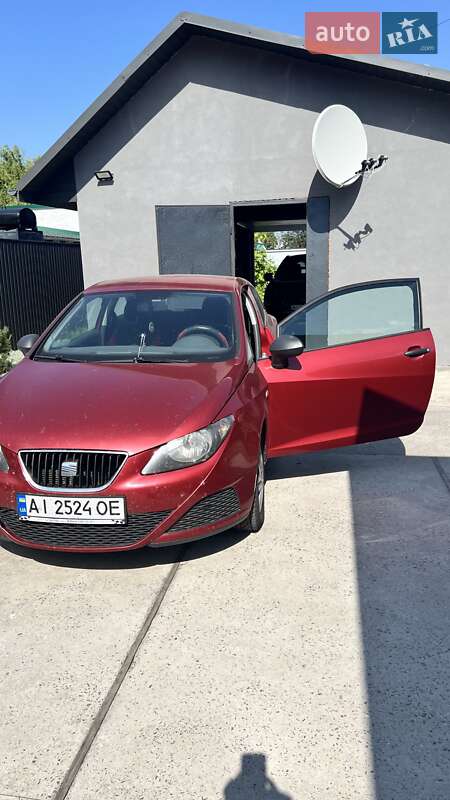 Хэтчбек SEAT Ibiza 2010 в Киеве