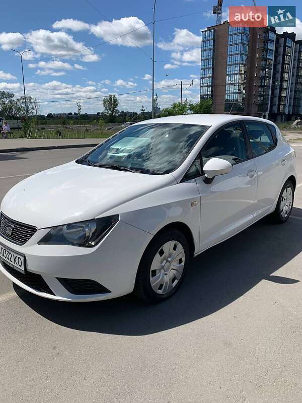 Хэтчбек SEAT Ibiza 2014 в 