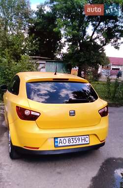Хэтчбек SEAT Ibiza 2010 в 