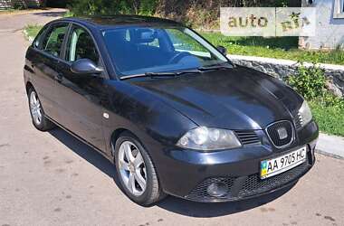 Хэтчбек SEAT Ibiza 2008 в Киеве