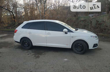 Хэтчбек SEAT Ibiza 2011 в 