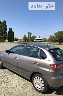 Хетчбек SEAT Ibiza 2004 в Дубні