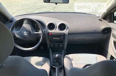 Хетчбек SEAT Ibiza 2004 в Дубні