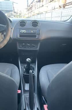 Хэтчбек SEAT Ibiza 2011 в Днепре