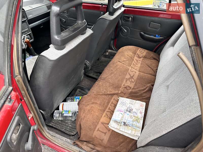 Хэтчбек SEAT Ibiza 1991 в Ровно