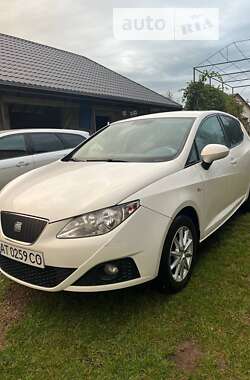 Хетчбек SEAT Ibiza 2011 в Рожнятові