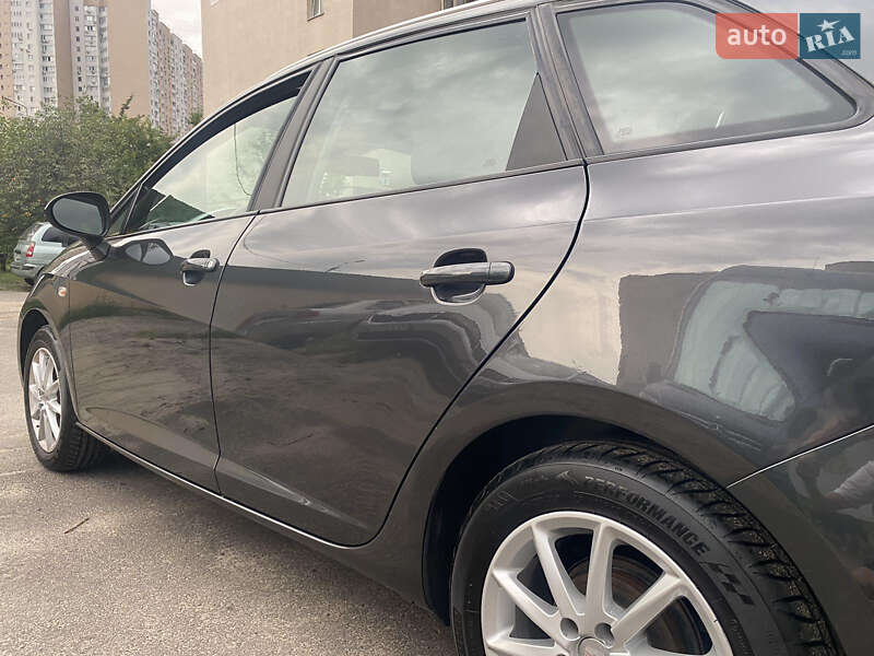 Универсал SEAT Ibiza 2010 в Киеве