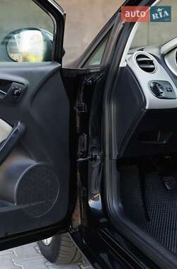 Хэтчбек SEAT Ibiza 2008 в 
