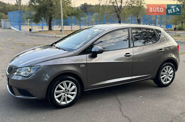 Хетчбек SEAT Ibiza 2015 в Кривому Розі