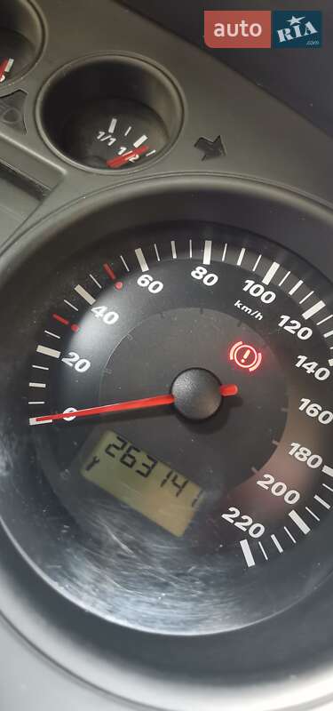 Хетчбек SEAT Ibiza 2005 в Сокирянах