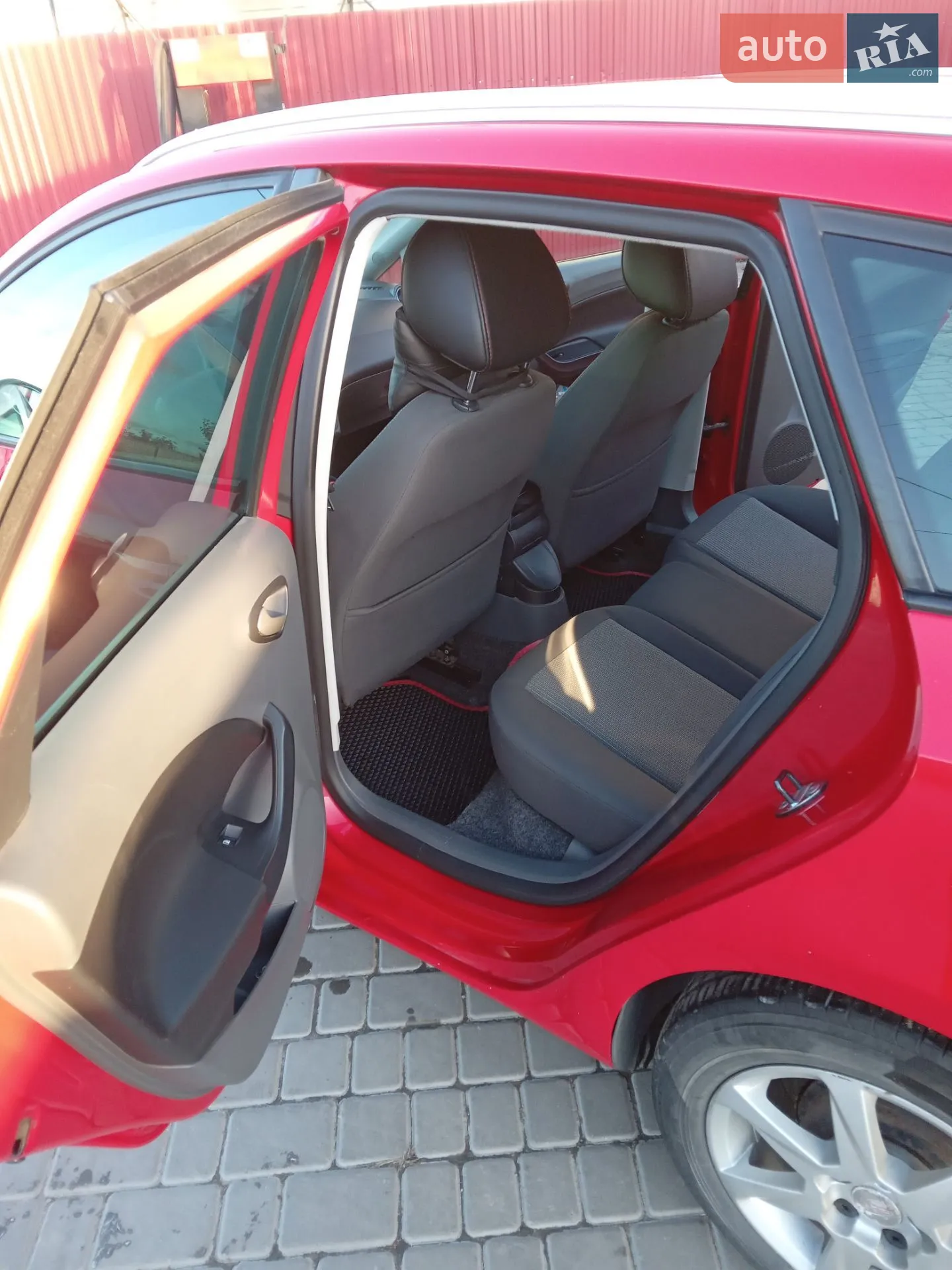 2010 SEAT Ibiza - мініатюра 7