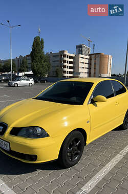 Хэтчбек SEAT Ibiza 2005 в Киеве