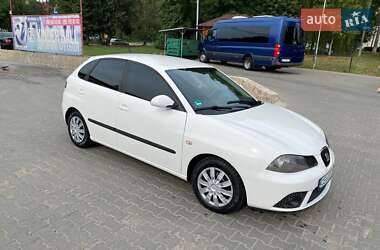 Хетчбек SEAT Ibiza 2009 в Чернівцях