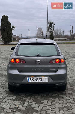 Хетчбек SEAT Ibiza 2007 в Дубні