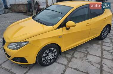 Хэтчбек SEAT Ibiza 2010 в Львове