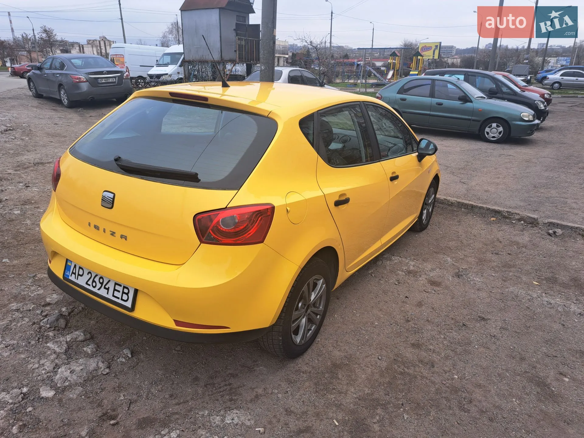 2011 SEAT Ibiza - мініатюра 2