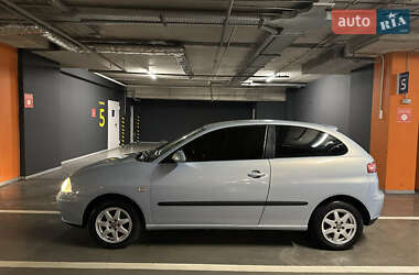 Хэтчбек SEAT Ibiza 2004 в Киеве