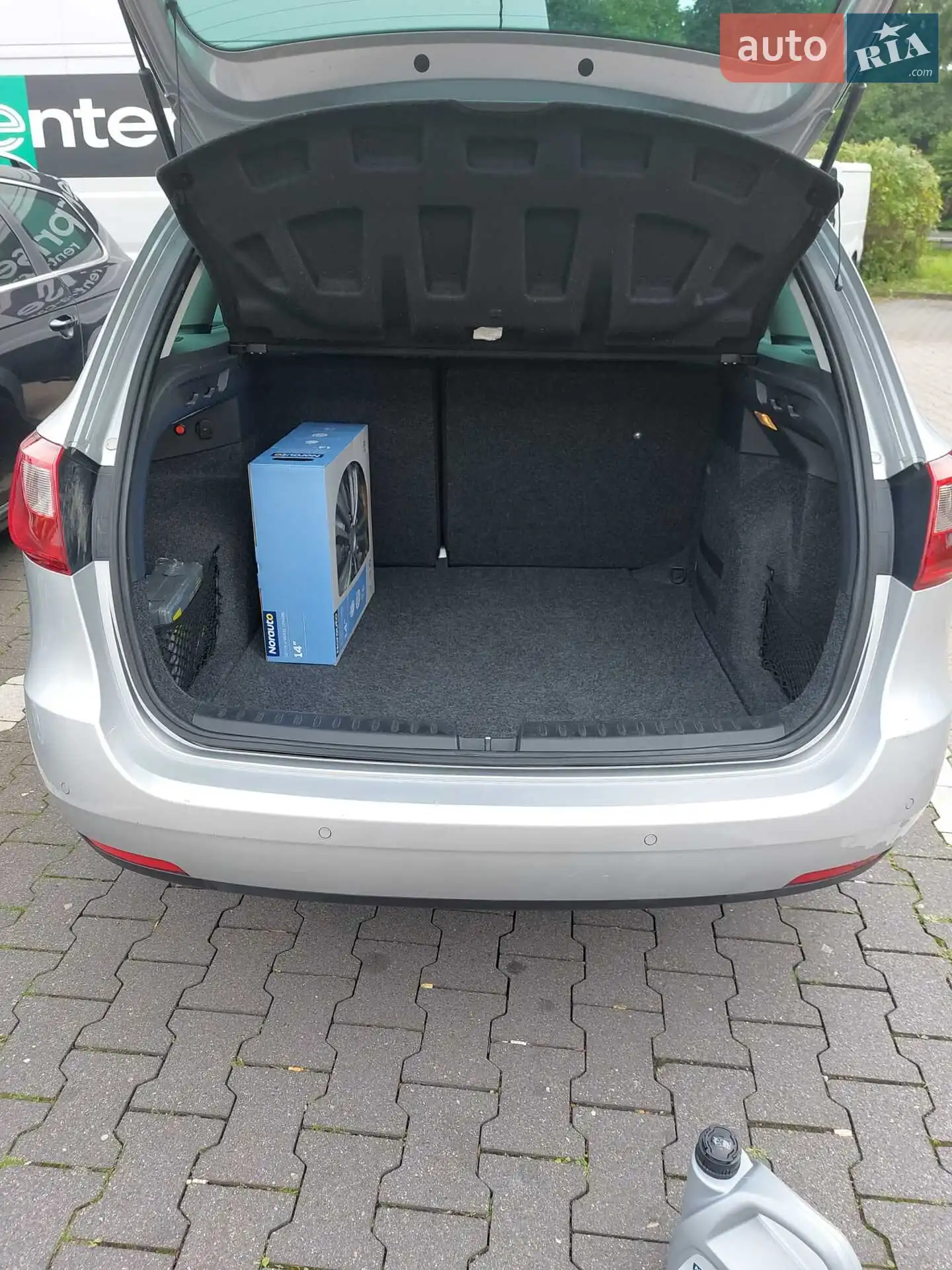 2013 SEAT Ibiza - мініатюра 2