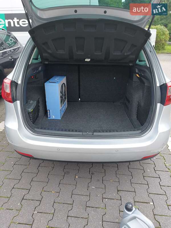 Хэтчбек SEAT Ibiza 2013 в Конотопе