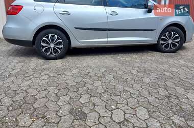 Хэтчбек SEAT Ibiza 2013 в 