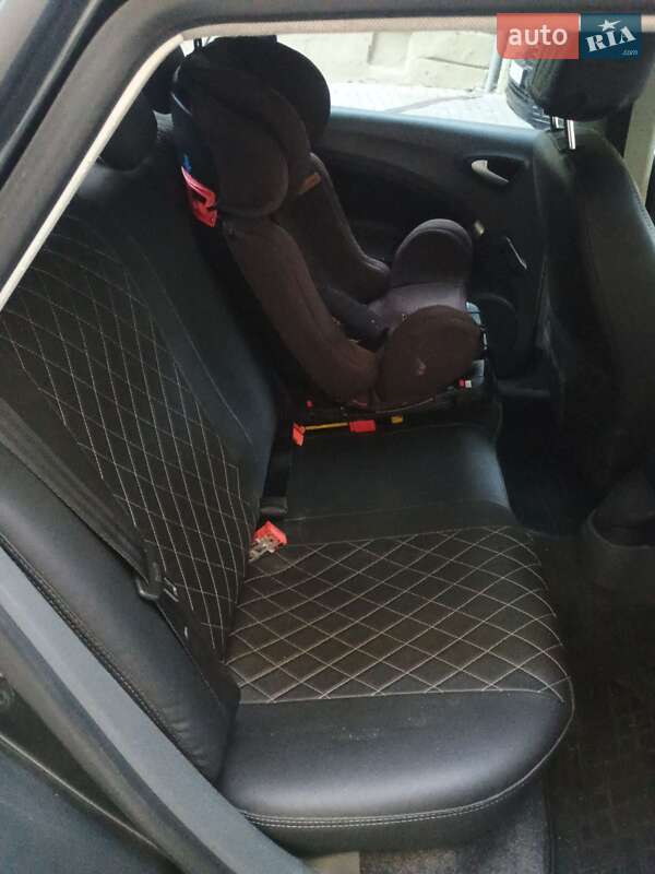 Універсал SEAT Ibiza 2011 в Львові фото 5 Універсал SEAT Ibiza 2011 в Львові