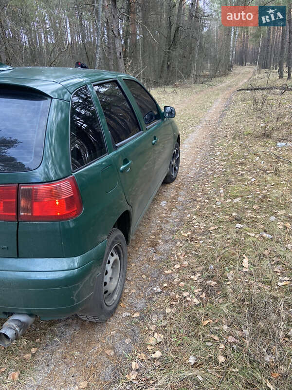 Хетчбек SEAT Ibiza 2000 в Києві
