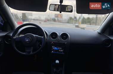 Хэтчбек SEAT Ibiza 2008 в Киеве