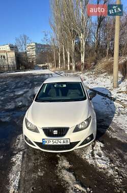 Хэтчбек SEAT Ibiza 2010 в Запорожье