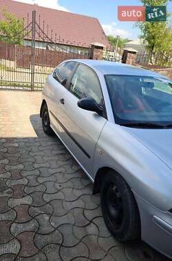 Хэтчбек SEAT Ibiza 2005 в Снятине