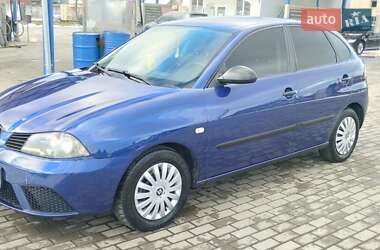 Хэтчбек SEAT Ibiza 2006 в Мукачево