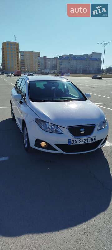 SEAT Ibiza 2011 SEAT Ibiza 2011