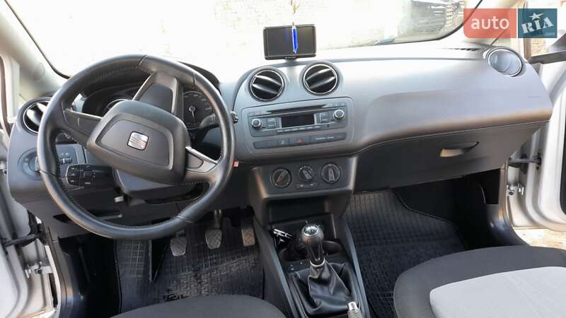 Хетчбек SEAT Ibiza 2013 в Калуші