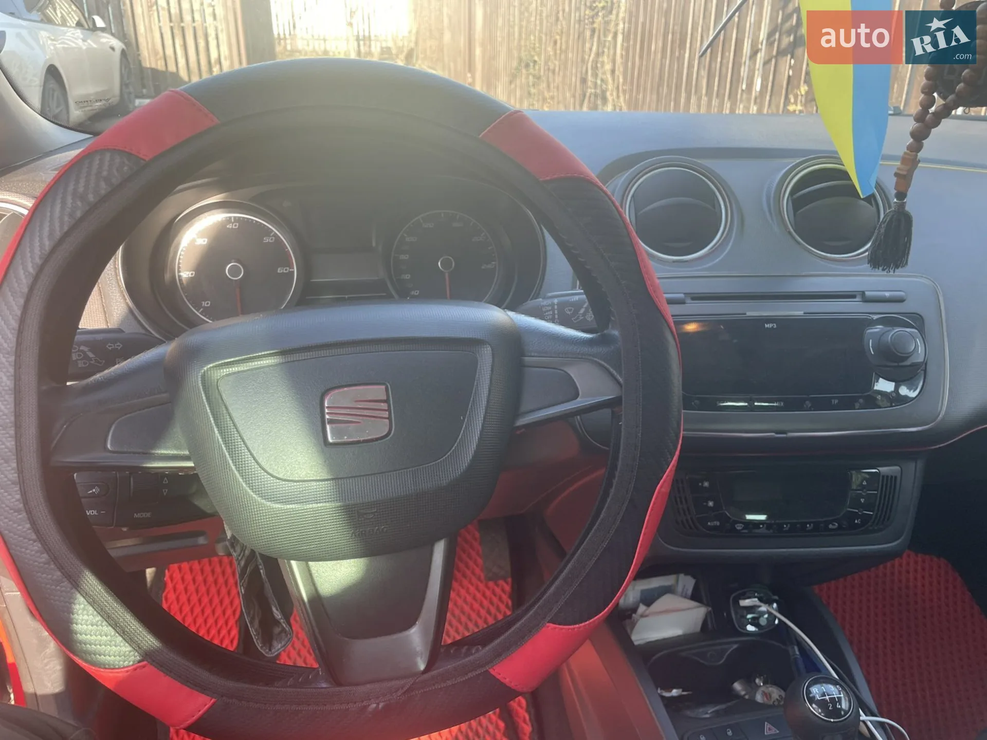 2012 SEAT Ibiza - мініатюра 10
