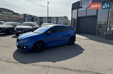 Хэтчбек SEAT Ibiza 2011 в 