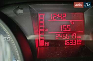 Хетчбек SEAT Ibiza 2012 в 