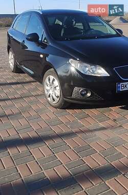 Хэтчбек SEAT Ibiza 2011 в 