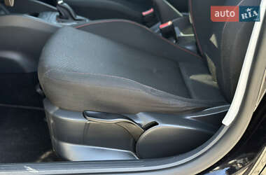 Хэтчбек SEAT Ibiza 2012 в 