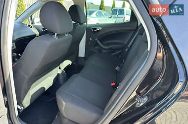 Хэтчбек SEAT Ibiza 2012 в 