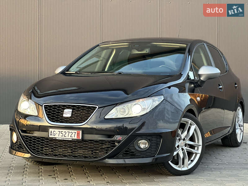 Хэтчбек SEAT Ibiza 2010 в 