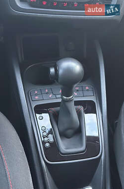 Хэтчбек SEAT Ibiza 2010 в 