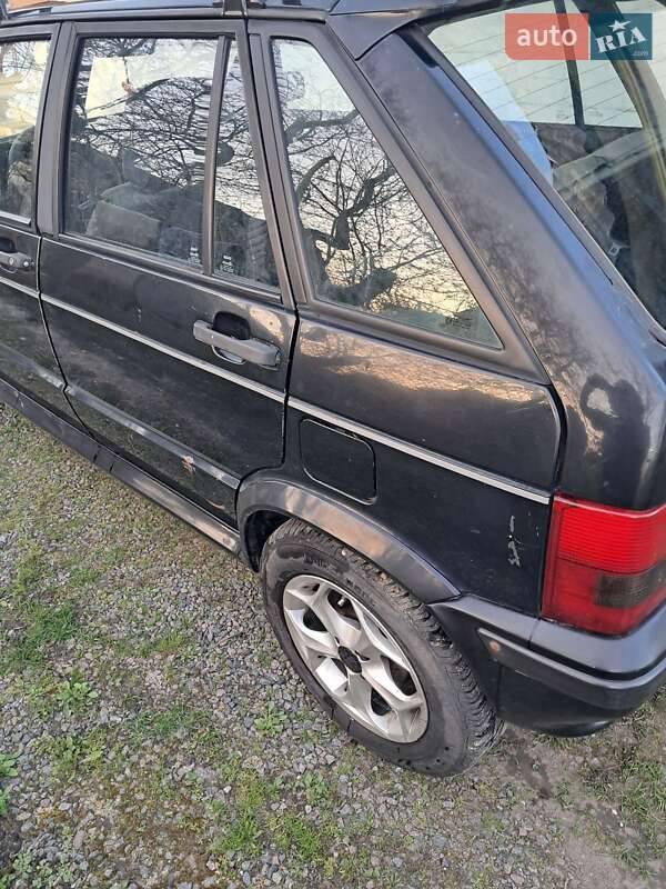 Хетчбек SEAT Ibiza 1990 в Дерно