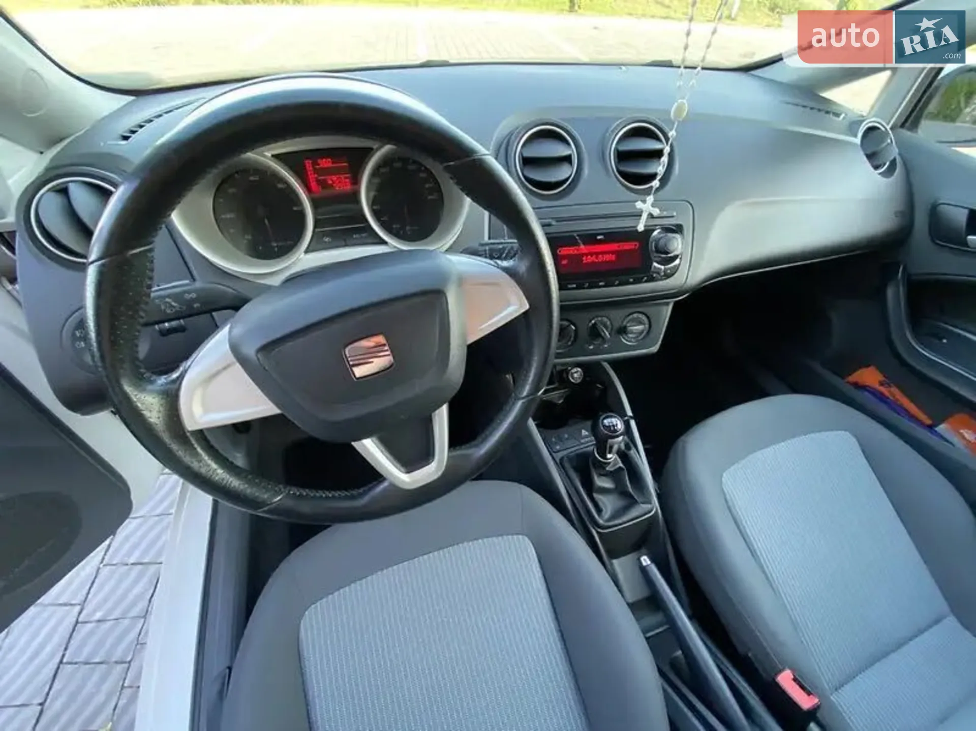 2011 SEAT Ibiza - мініатюра 11
