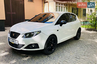 Хетчбек SEAT Ibiza 2010 в Рівному