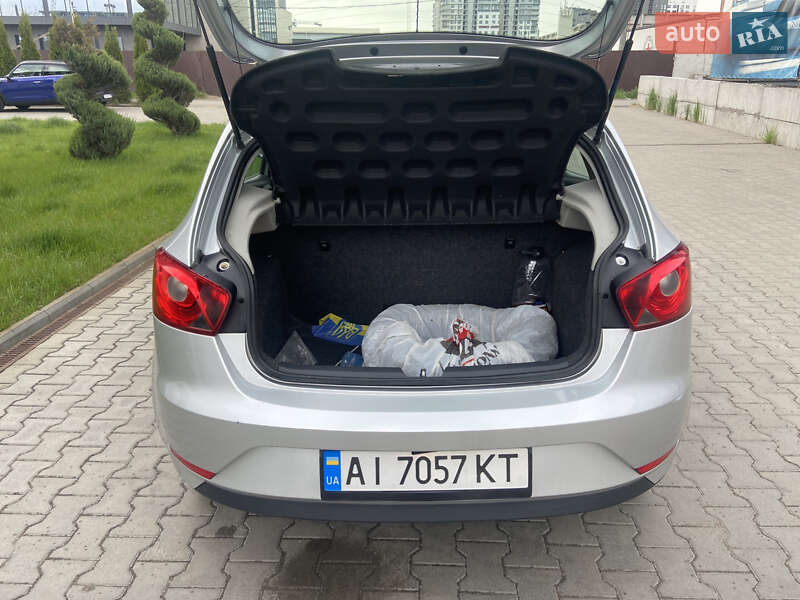 Хетчбек SEAT Ibiza 2013 в Києві