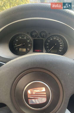 Хэтчбек SEAT Ibiza 2007 в 