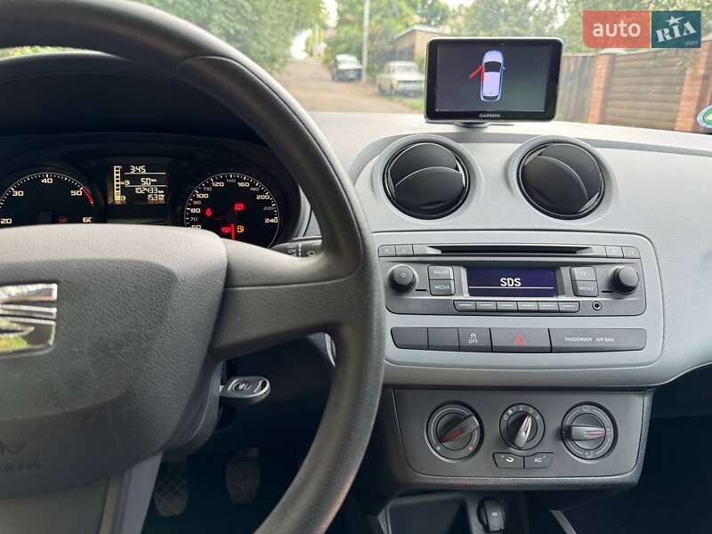 Хэтчбек SEAT Ibiza 2014 в Киеве