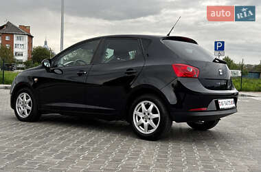 Хэтчбек SEAT Ibiza 2011 в 