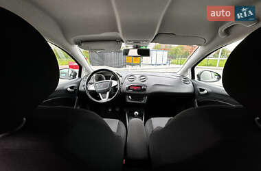 Хэтчбек SEAT Ibiza 2011 в 