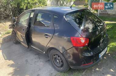 Хетчбек SEAT Ibiza 2011 в 
